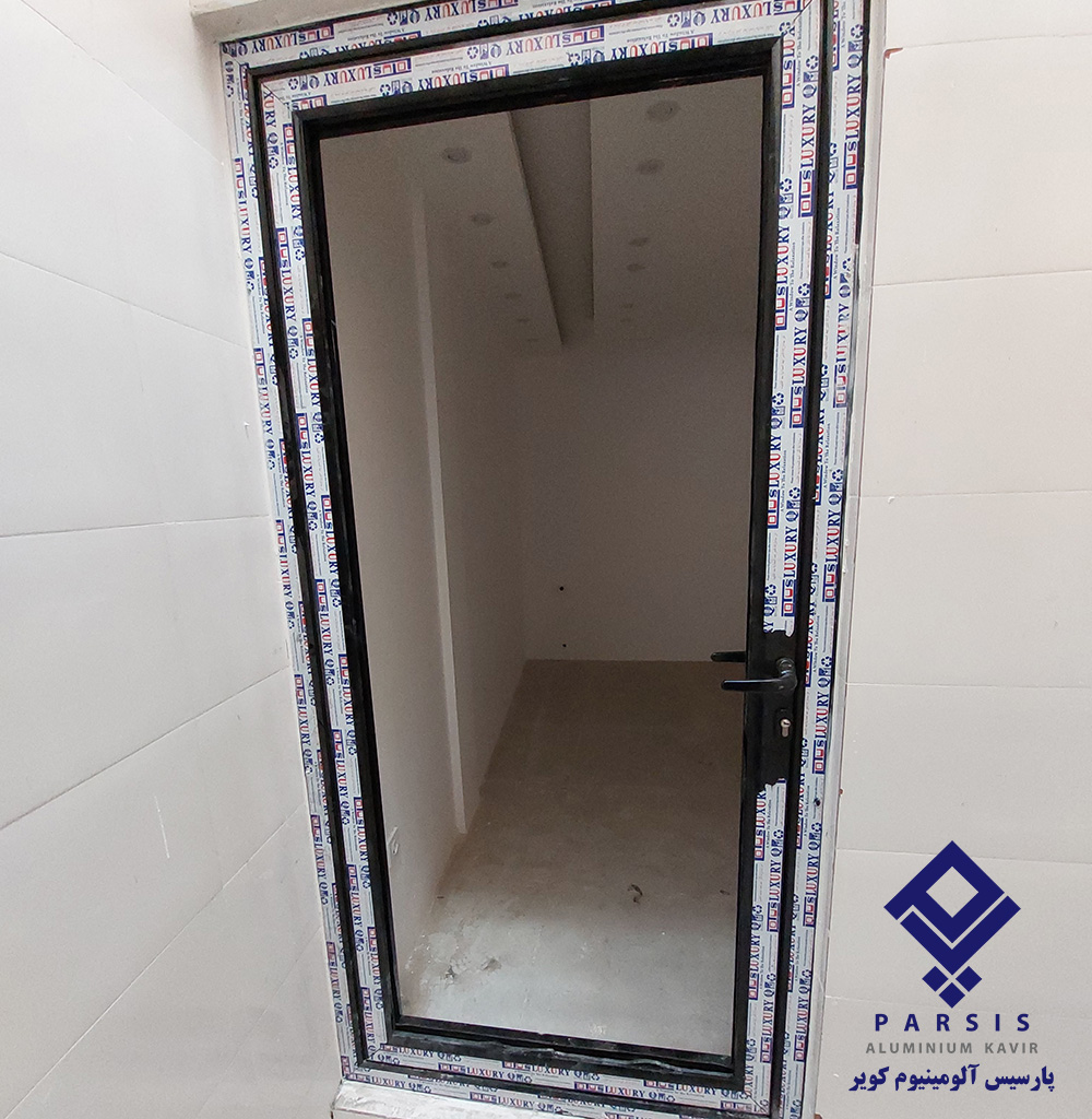 نمونه کار درب سری ترمال بریک طرح لوتوس بعد از نصب